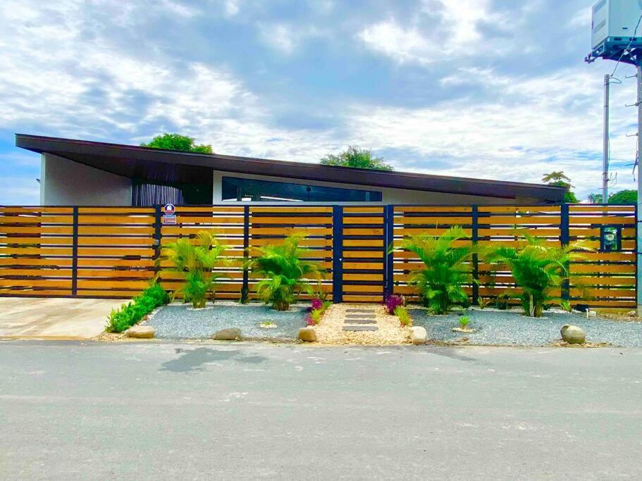 Villa Casa Coral - Great Location - High Speed Internet Uvita Exterior foto